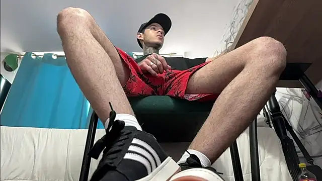 Saturno v online show from January 13, 9:09 pm