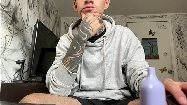 Saturno v online show from January 16, 9:51 pm