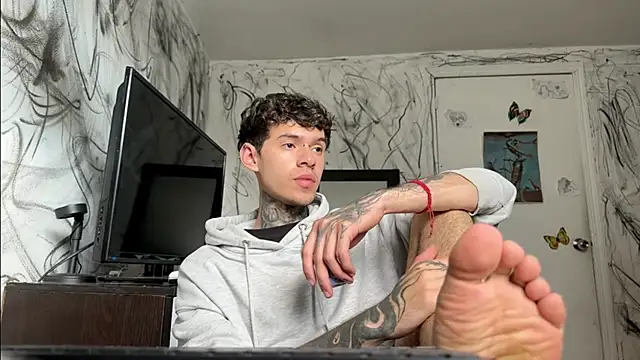 Saturno v online show from January 17, 10:22 am