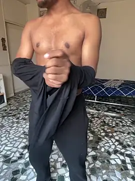 Snapshot of wild_x_predator chatting on March 16, 5:14 am wild x predator online show from March 16, 5:14 am