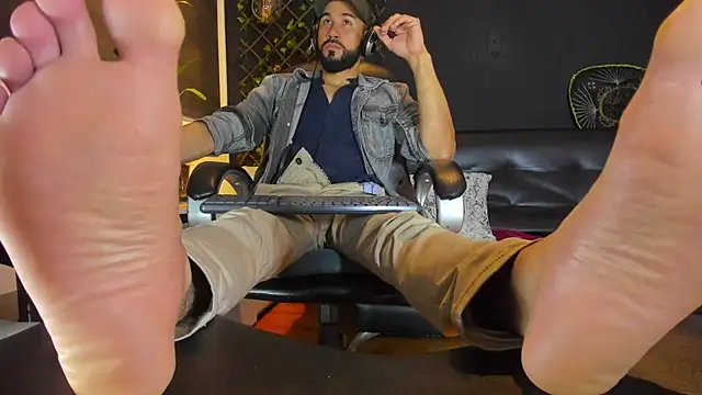 alessandro wye online show from February 14, 3:58 am