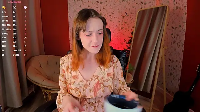 Snapshot of Dearly_kitty chatting on January 15, 1:52 pm Dearly kitty online show from January 15, 1:52 pm