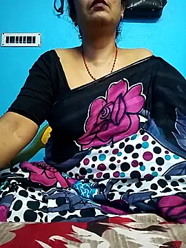 Snapshot of Riyaa_2024 chatting on December 4, 9:51 am Riyaa 2024 online show from December 4, 9:51 am