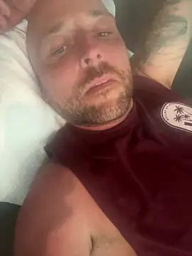 Snapshot of MADE_IN_LONDON chatting on February 16, 9:37 am MADE IN LONDON online show from February 16, 9:37 am