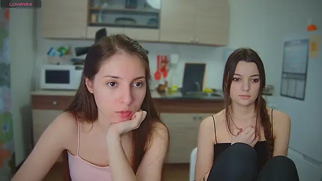 fcjuicy pussy online show from March 4, 3:15 pm