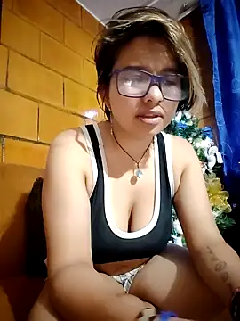 NovaGlitz online show from December 14, 12:33 am