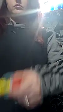 Snapshot of lilbishmiss chatting on December 17, 6:41 am lilbishmiss online show from December 17, 6:41 am