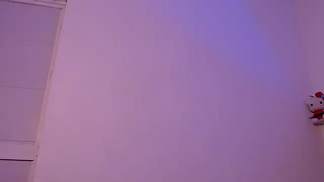 Snapshot of isabella_jazz chatting on February 15, 3:20 am isabella jazz online show from February 15, 3:20 am