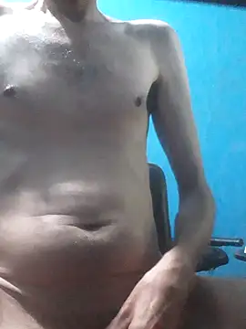 hugosafado333 online show from October 25, 10:59 pm