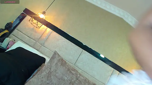 kimCosseyy online show from March 9, 5:11 am