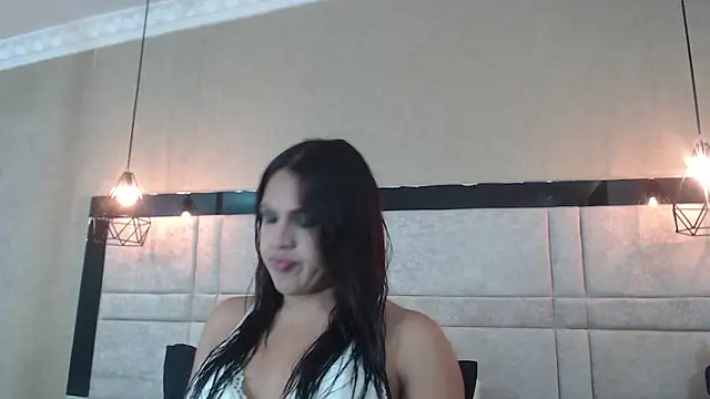 kimCosseyy online show from October 3, 2:30 am