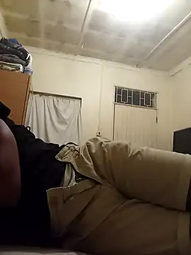 izinjamfee2 online show from September 12, 5:35 pm