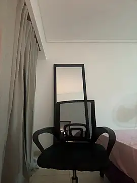 Yerucita online show from May 18, 2:51 am