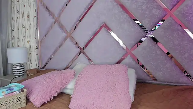 hanna  azumi online show from February 22, 3:12 am