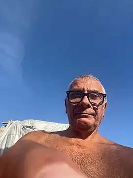 4n4l1zz4m1 online show from October 29, 1:57 pm