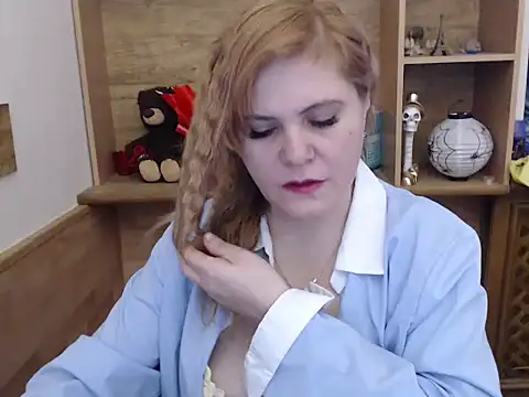 Snapshot of DaniellaKiss chatting on March 8, 6:39 am DaniellaKiss online show from March 8, 6:39 am