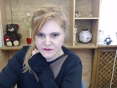 Snapshot of DaniellaKiss chatting on March 17, 1:36 pm DaniellaKiss online show from March 17, 1:36 pm