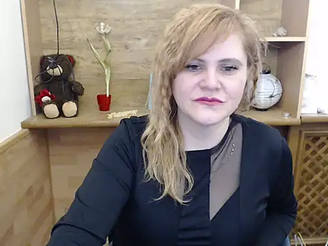 Snapshot of DaniellaKiss chatting on March 18, 12:08 pm DaniellaKiss online show from March 18, 12:08 pm