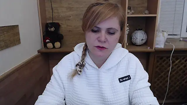 Snapshot of DaniellaKiss chatting on March 25, 5:08 pm DaniellaKiss online show from March 25, 5:08 pm