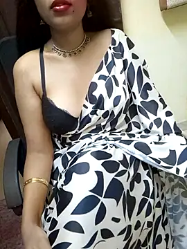 Snapshot of Roja-Telugu777 chatting on February 24, 10:04 am Roja-Telugu777 online show from February 24, 10:04 am