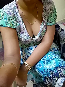 Snapshot of Roja-Telugu777 chatting on March 10, 3:30 pm Roja-Telugu777 online show from March 10, 3:30 pm