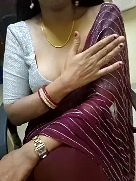 Snapshot of Roja-Telugu777 chatting on March 13, 9:54 am Roja-Telugu777 online show from March 13, 9:54 am