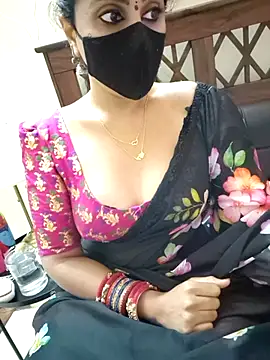 Snapshot of Roja-Telugu777 chatting on November 4, 2:10 am Roja-Telugu777 online show from November 4, 2:10 am