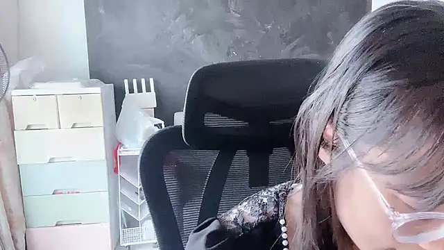 Honey-cici online show from November 26, 8:59 am