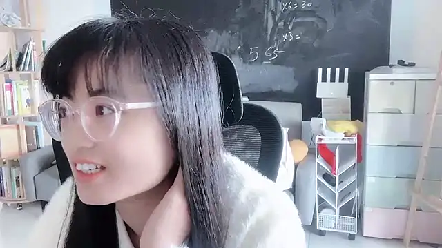 Honey-cici online show from December 15, 8:40 am