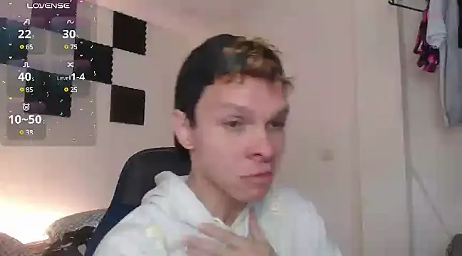 bryamado69 online show from February 22, 4:40 pm