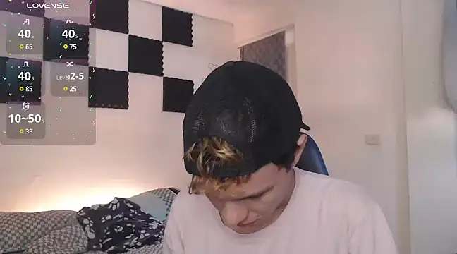 bryamado69 online show from March 14, 7:44 pm