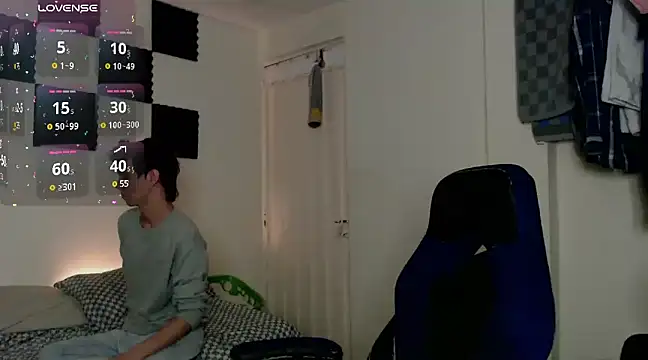 bryamado69 online show from March 19, 2:05 am