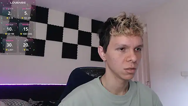 bryamado69 online show from October 1, 7:31 pm