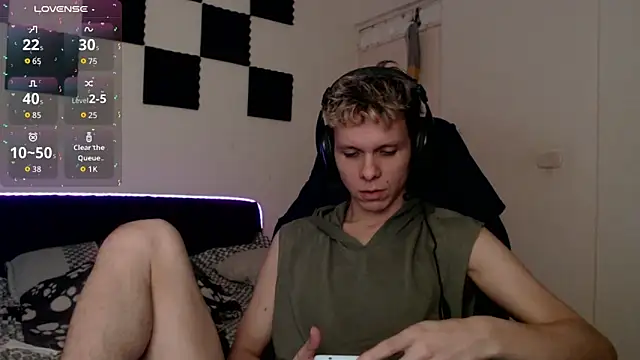 bryamado69 online show from October 6, 10:40 pm