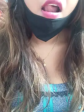 Snapshot of BongQueen9 chatting on March 17, 12:26 am BongQueen9 online show from March 17, 12:26 am