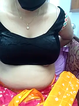 Snapshot of BongQueen9 chatting on March 29, 6:46 am BongQueen9 online show from March 29, 6:46 am