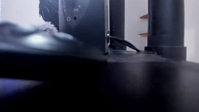 Antonellasmith00 online show from October 15, 1:22 pm