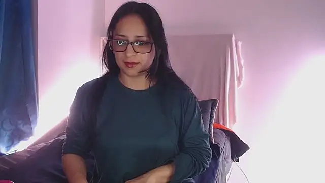 Snapshot of Andrea_Sexx_ chatting on February 11, 1:10 am Andrea Sexx  online show from February 11, 1:10 am