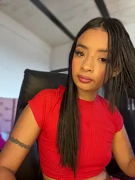 Laura fernandezII online show from February 6, 3:41 pm