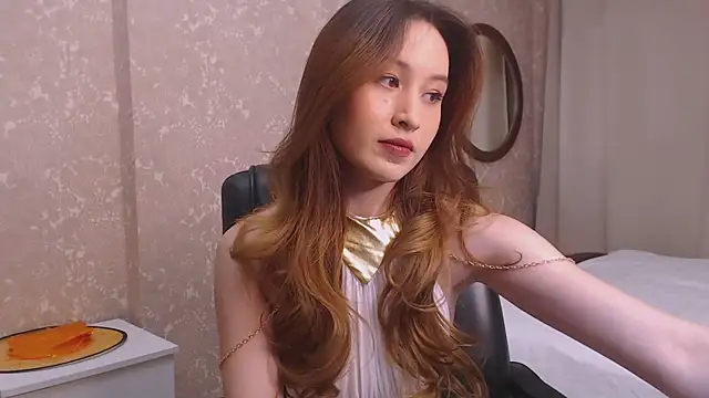 Ann  Cute online show from December 4, 1:31 pm