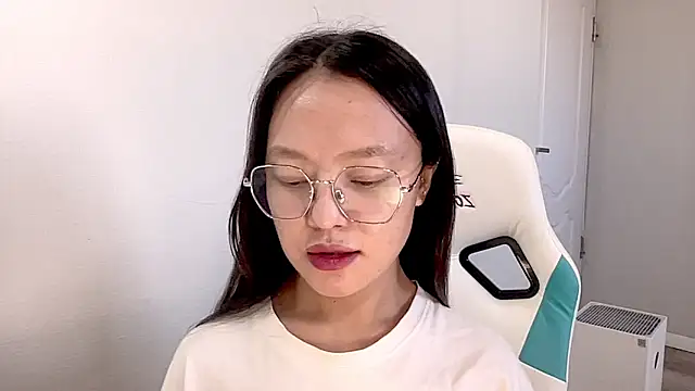 Risalynn online show from January 4, 5:37 am