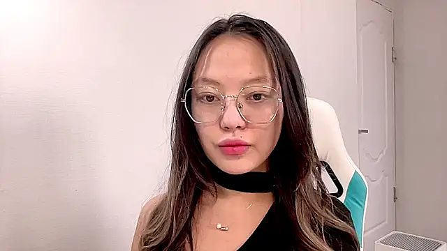 Risalynn online show from January 18, 3:31 am