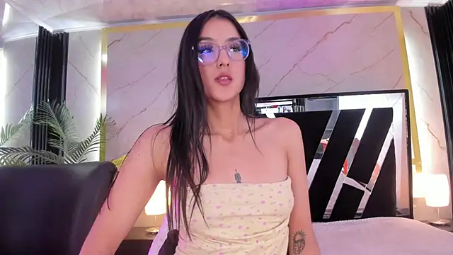 Princess Violett online show from March 22, 4:47 pm