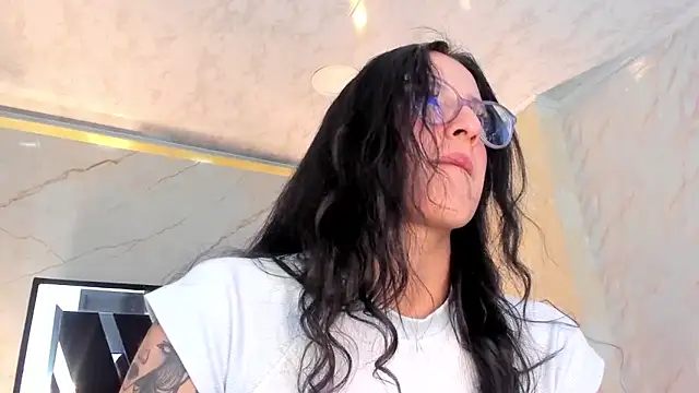 Princess Violett online show from February 27, 5:02 pm