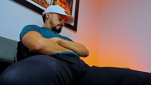 MAXIMUS MASTE3 online show from October 26, 8:15 pm