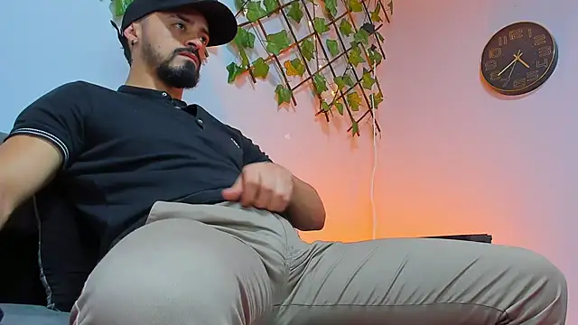 MAXIMUS MASTE3 online show from November 17, 9:42 pm