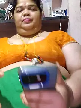 tamilthanushri online show from October 3, 8:06 pm