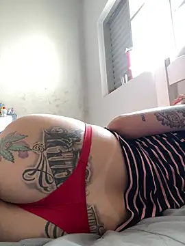 Snapshot of Ma_Santos chatting on April 10, 11:59 am Ma Santos online show from April 10, 11:59 am