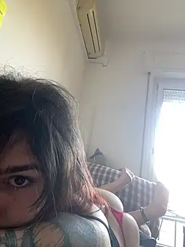 GwenCarreraX0 online show from June 16, 9:56 am
