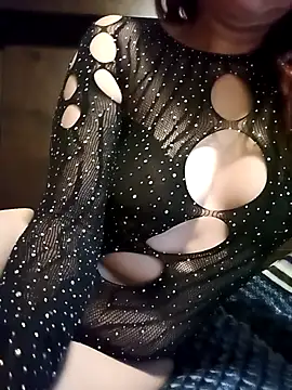 Snapshot of KITTEN-10 chatting on October 24, 3:36 am KITTEN-10 online show from October 24, 3:36 am